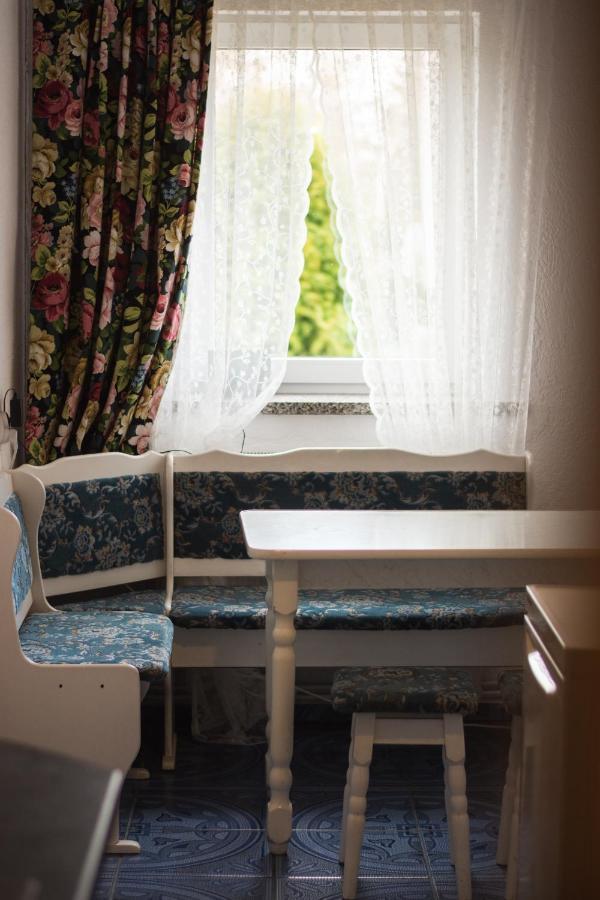Agroturystyka Zielna 16. Krzeszow  Luaran gambar
